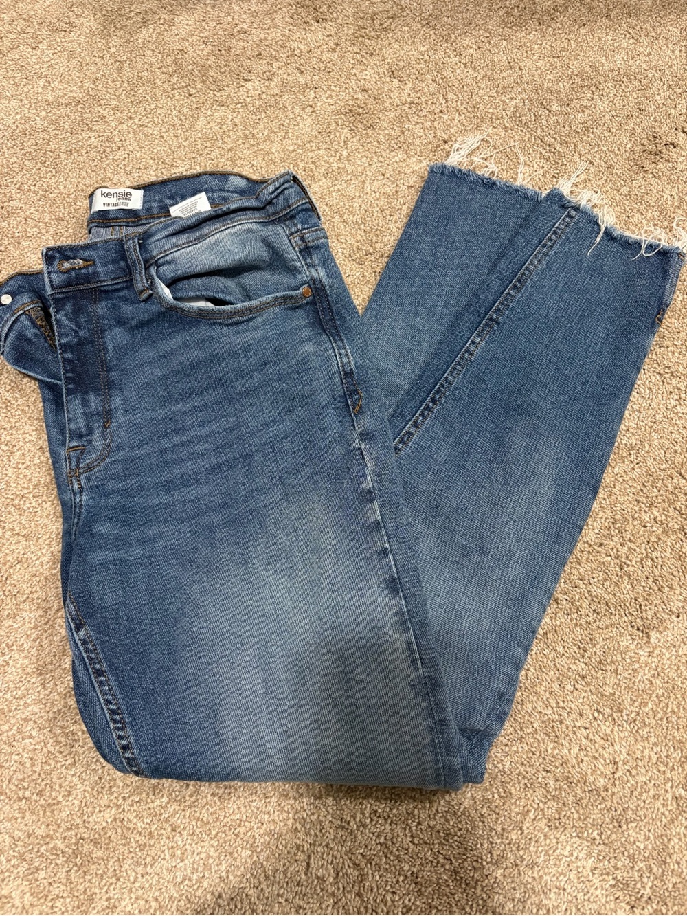 Kensie Raw-Hem Ankle Crop Jeans in Medium Blue Denim